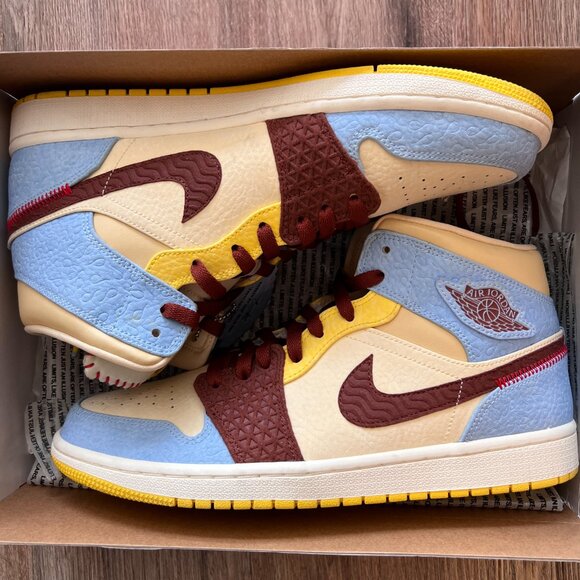 $3 START!! JOIN LIVE!! Air Jordan 1 Mid Se Fearless Maison Chateau Rouge Size 11 - Picture 6 of 6